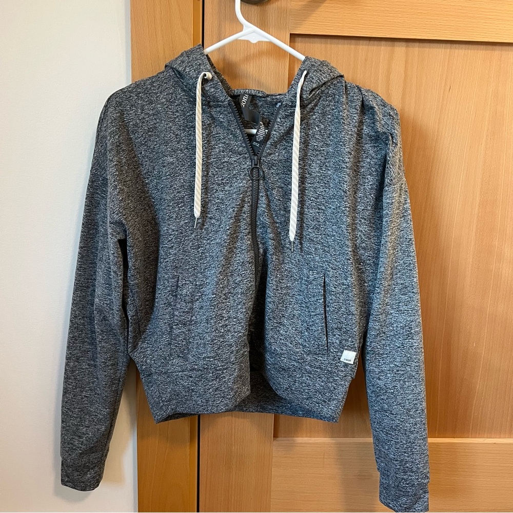 Vuori Granite Cropped Hoodie
